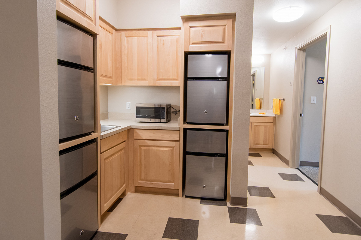 Centennial Village 9496 Kitchen interior in Centennial Village