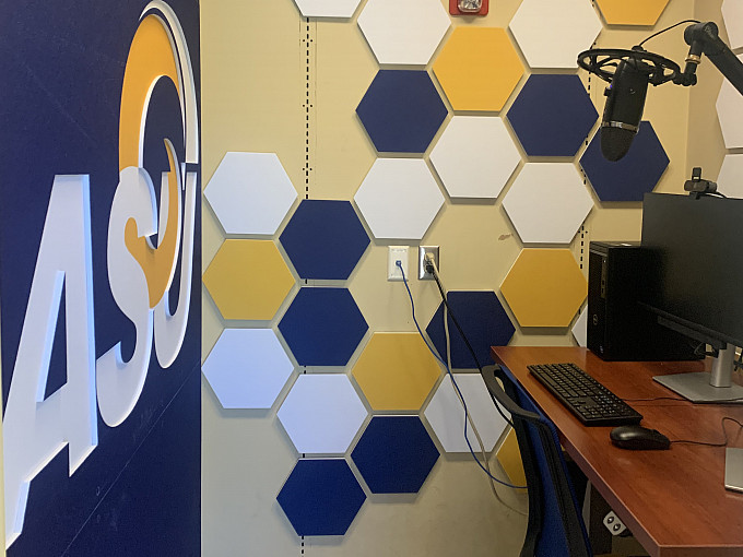 Faculty Recording Studio